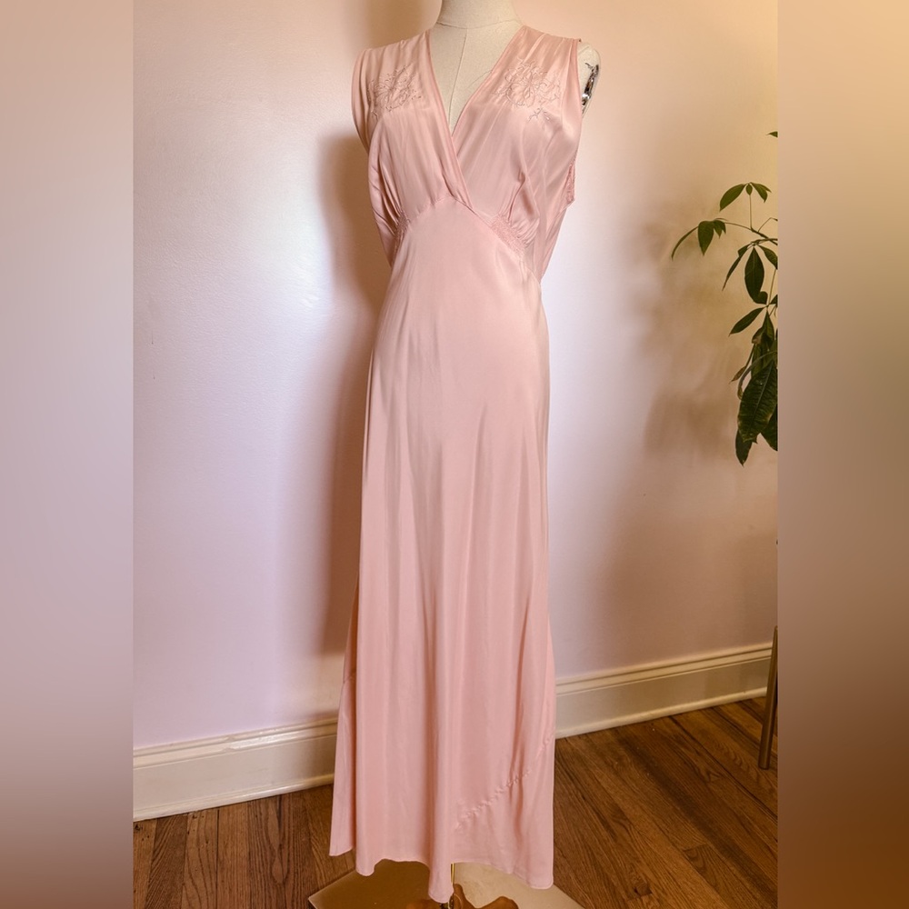 1940’s Vintage Pink Sleeveless Dress